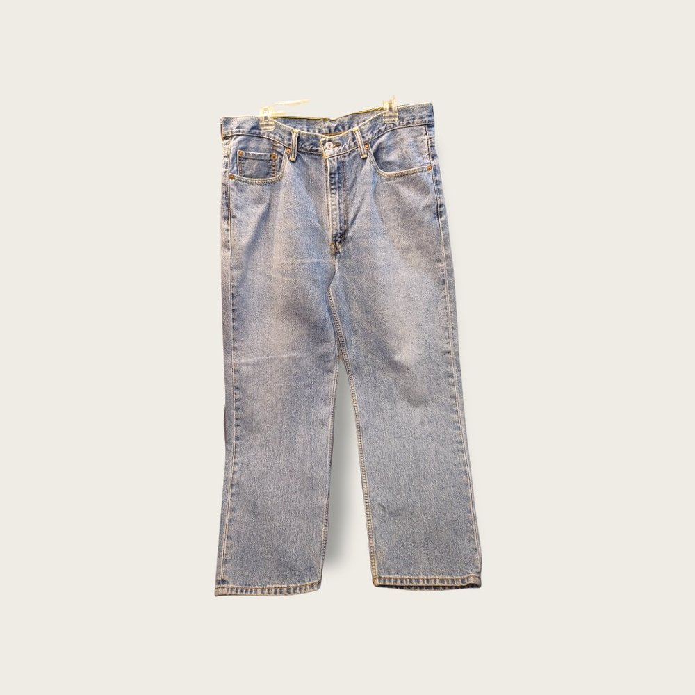 Mens blue Levi 560 jeans, size 34x34